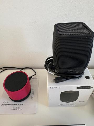 2 x draagbare bluetooth speaker als nieuw (met usb) beschikbaar voor biedingen