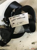 Mercedes W201 190 serie 1983  Gordel Rechtsvoor, Auto-onderdelen, Interieur en Bekleding, Gebruikt, -, -, Ophalen of Verzenden