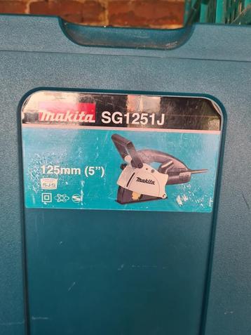 Scie à fente Makita SG1251J beschikbaar voor biedingen