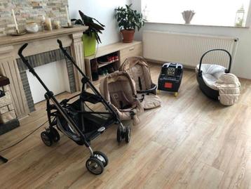 Ensemble poussette Peg-Perego, Enlèvement, Utilisé, Poussette combi, Avec siège auto