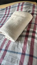 2 ecru dekens volledig nieuw met wol in, Huis en Inrichting, Ophalen, Nieuw
