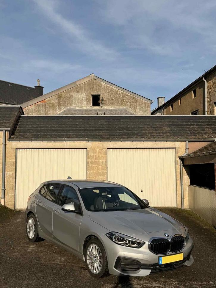 BMW 116D A VENDRE, Autos, BMW, Particulier, Diesel, Berline, 5 portes, Argent ou Gris, Noir, Traction avant, Entretenue par le concessionnaire