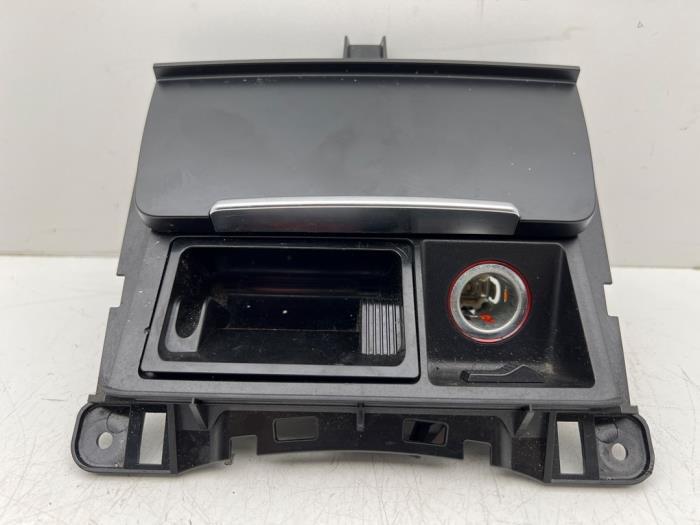 Asbak voor van een Audi SQ5, Auto-onderdelen, Interieur en Bekleding, Audi, Gebruikt, 3 maanden garantie, Ophalen of Verzenden