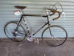 Vintage Peugeot koersfiets (Black), Fietsen en Brommers, Fietsen | Oldtimers, Ophalen, Peugeot