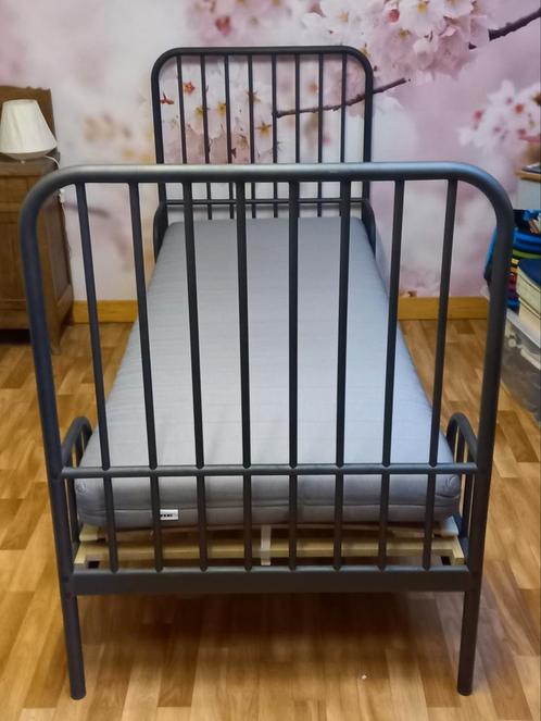 Bed Fabulera 80x200. Schaalbaar. Ikea boxspring en matras, Huis en Inrichting, Slaapkamer | Bedden, Gebruikt, 200 cm, Ophalen