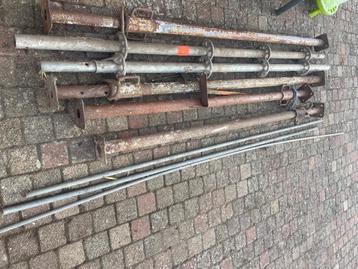 6 stutten  beschikbaar voor biedingen