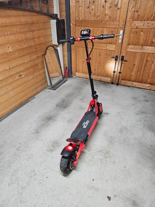 RCB step 45km/u!, Fietsen en Brommers, Steps, Zo goed als nieuw, Ophalen of Verzenden