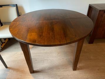 Notelaren uittrekbare tafel beschikbaar voor biedingen