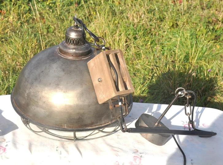 lustre en métal de style industriel neuf, Antiek en Kunst, Antiek | Verlichting, Ophalen