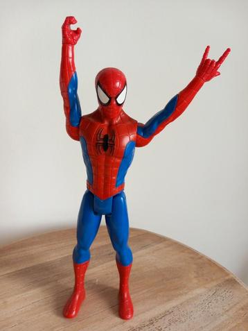 Figurine Spiderman en parfait état 