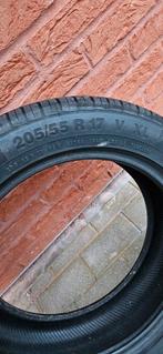 2 pneus 205/55/17 neuf en continental, Autos : Pièces & Accessoires, Autres pièces automobiles, Enlèvement ou Envoi
