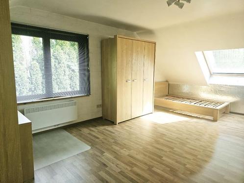 Rustiggelegen studentenkamer in Godsheiden 16m2, Immo, Appartementen en Studio's te huur, Hasselt, Minder dan 20 m²