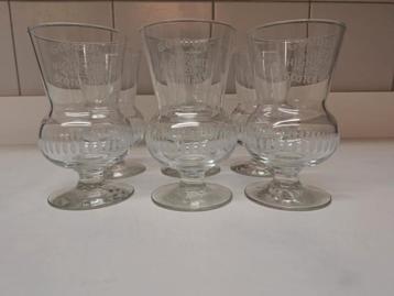 6 glazen Gordon Scotch beschikbaar voor biedingen