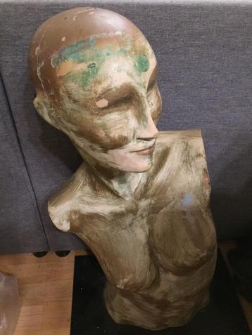 vintage modelpop beschikbaar voor biedingen