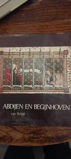 Abbayes et béguinages de Belgique, Livres, Comme neuf, Enlèvement ou Envoi