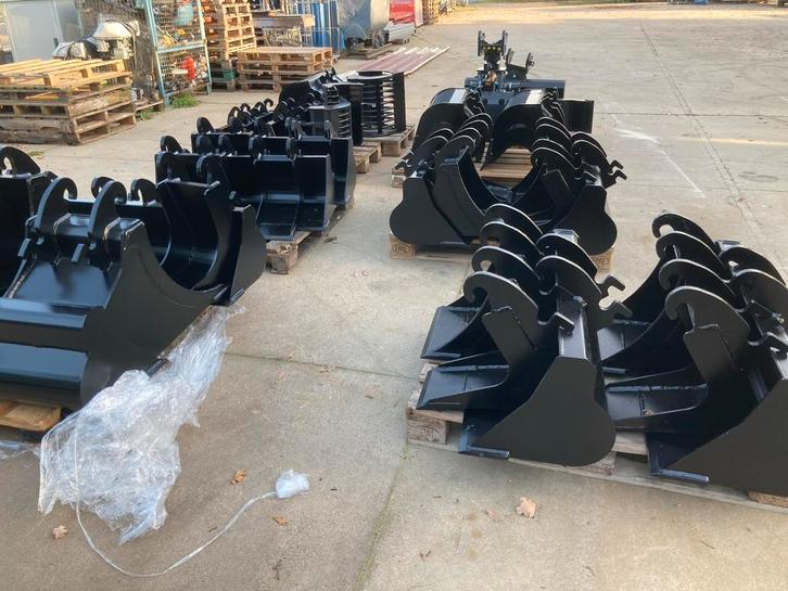 minigraver graafmachine graafbak puinbakCW05 CW00 wortelmes, Zakelijke goederen, Machines en Bouw | Kranen en Graafmachines, Graafmachine