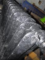 Radiateur en fonte noir, sur pied., Enlèvement, Utilisé, Radiateur