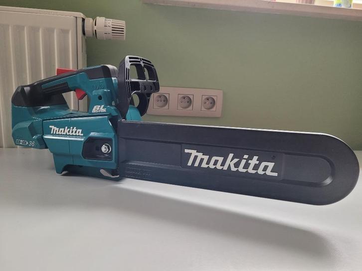 Makita Kettingzaag DUC306Z001, Doe-het-zelf en Bouw, Gereedschap | Zaagmachines, Zo goed als nieuw, Kettingzaag, Ophalen of Verzenden