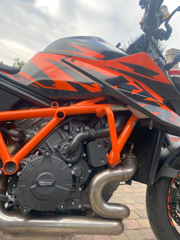 KTM SUPERDUKE 1290 - 2020, Motoren, Motoren | KTM, Particulier, Naked bike, meer dan 35 kW, 2 cilinders, Motorrijbewijs A, ABS