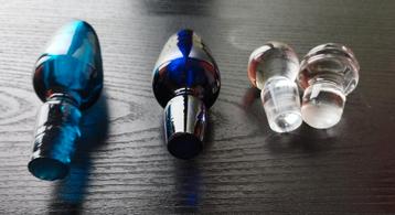 LOT DE 4 BOUCHONS DE CARAFE beschikbaar voor biedingen