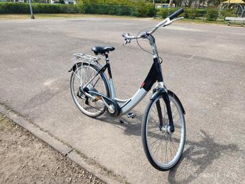 Elektrische fiets zonder accu beschikbaar voor biedingen