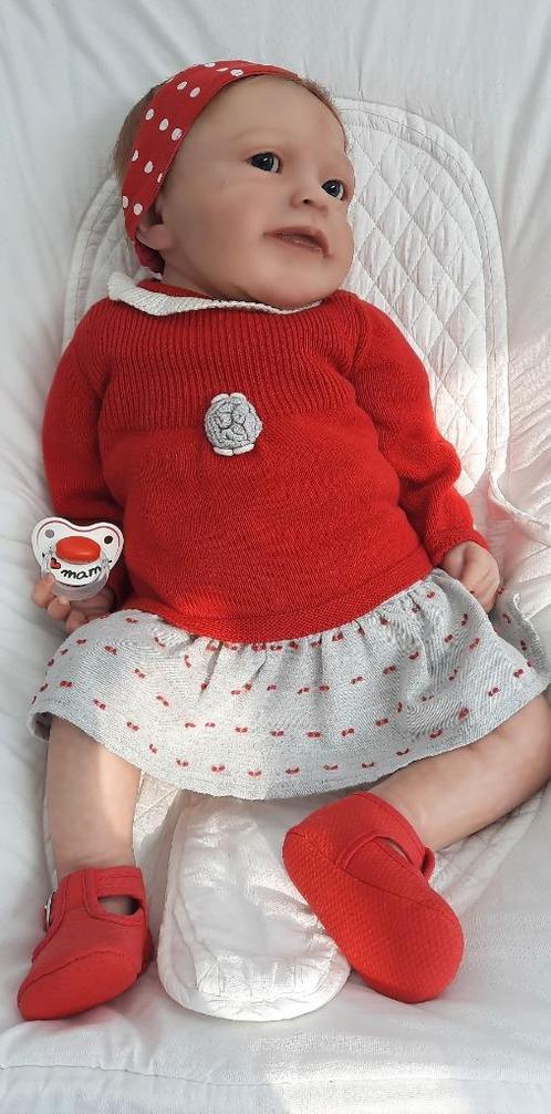 Prachtige reborn baby toddler Jola  Donna Wells, Collections, Poupées, Comme neuf, Baby Pop, Réaliste ou Reborn, Enlèvement ou Envoi