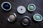 Knopen jaren 70 in 6 kleuren, 25 mm. Doorsnee, Ophalen, Nieuw, Knoop of Knopen