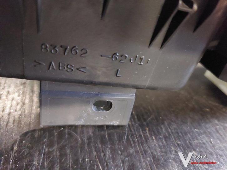 Suzuki Swift 5drs 1.3D raamschakelaar lv '08, Autos : Pièces & Accessoires, Tableau de bord & Interrupteurs, Utilisé, Enlèvement ou Envoi