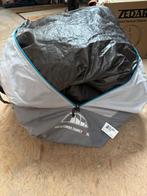 Quechua opblaasbare family tent 4.1 XL, Ophalen, Zo goed als nieuw, Tot en met 4