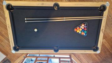 Biljarttafel: Tafelgrootte: 183 x 101 x 78,4 cm beschikbaar voor biedingen