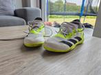 Zaalvoetbalschoenen Adidas maat 28, Sport en Fitness, Voetbal, Ophalen, Zo goed als nieuw
