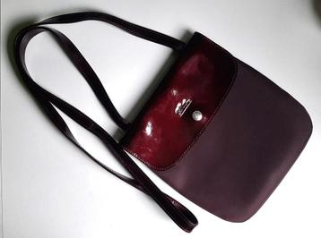 Vintage Longchamp Crossbody Handtas Lak uitvoering - paars beschikbaar voor biedingen