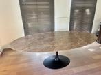 Ovalen tafel marmer bruin, Huis en Inrichting, Tafels | Eettafels, Ophalen, Overige materialen, 100 tot 150 cm, Vijf personen of meer