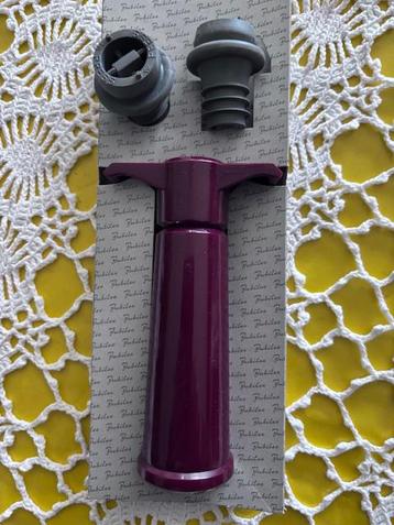 Wijnflesontluchter in verpakking, mooi eindejaarsgeschenk beschikbaar voor biedingen