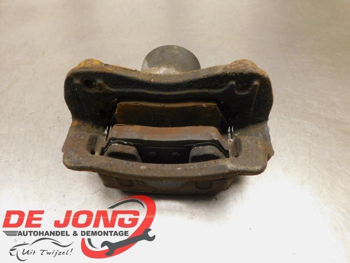 Remklauw (Tang) rechts-voor van een Ssang Yong Tivoli, Auto-onderdelen, Remmen en Aandrijving, Ssangyong, Gebruikt, 3 maanden garantie