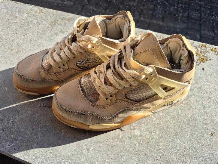 Nike Air Jordan 4 retro off-white / sail maat 39, Kleding | Heren, Schoenen, Zo goed als nieuw, Sneakers, Overige kleuren, Ophalen