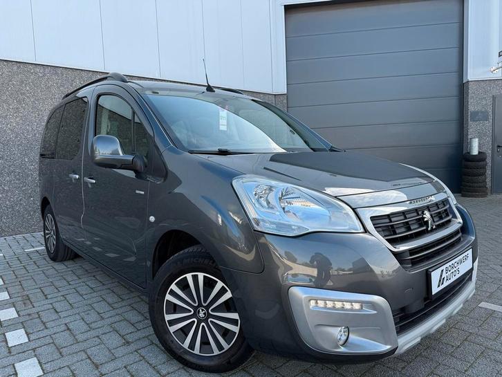Peugeot Partner 1.2 Benzine 65.645 km OHB Navigatie Topstaat, Auto's, Peugeot, Bedrijf, Te koop, Partner, Benzine, Euro 6, Handgeschakeld