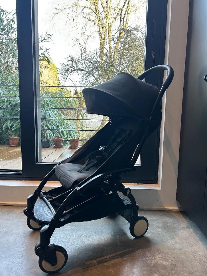 Poussette Yoyo noire + accessoires à vendre, Kinderen en Baby's, Kinderwagens en Combinaties, Gebruikt, Combiwagen, Overige merken