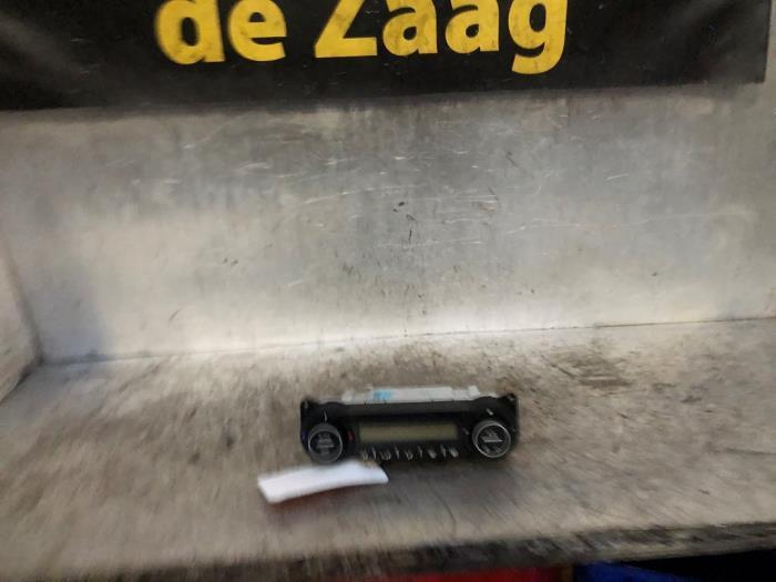 Panneau climatronic d'un Kia Ceed, Autos : Pièces & Accessoires, Climatisation & Chauffage, Kia, Utilisé, 3 mois de garantie, Enlèvement ou Envoi