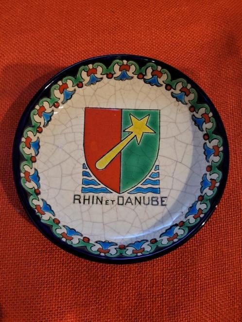 Lange geëmailleerde beker, Antiek en Kunst, Antiek | Keramiek en Aardewerk, Ophalen of Verzenden