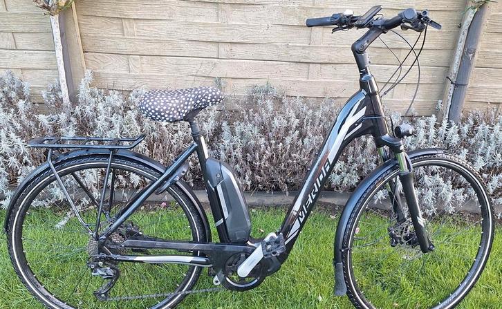 Merida e spesso city 300 se, Fietsen en Brommers, Elektrische fietsen, Zo goed als nieuw, Ophalen
