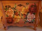 Commode rozen en 2 kleine kastjes, Ophalen, Gebruikt