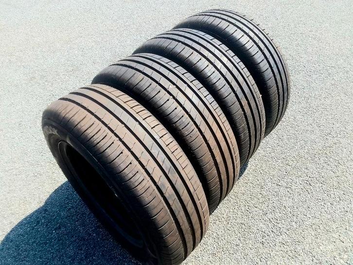 4 bons pneus été 195/65-15, jantes Hyundai, entraxe 5x114,3, Autos : Pièces & Accessoires, Pneus & Jantes, Pneus et Jantes, Pneus été