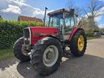 Tracteur agricole Massey Ferguson 3095 à quatre roues motri, Utilisé, Massey Ferguson