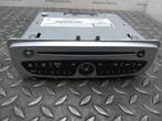RENAULT MEGANE [RADIO] 2012, Auto-onderdelen, Ophalen of Verzenden, Gebruikt, Stiba lid