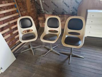 3 retro draaistoelen beschikbaar voor biedingen