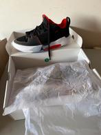 Jordans (lage) basketbalschoenen (maat 41), Sport en Fitness, Basketbal, Ophalen, Nieuw