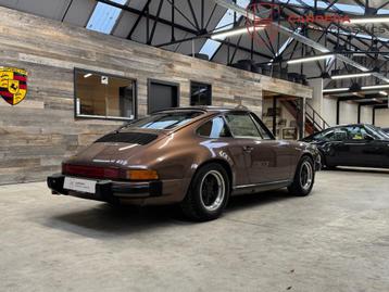 Porsche 911 / Rare model Carrera 3.0 Coupé / Good condition