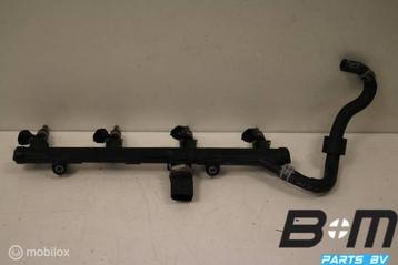 Brandstofrail met injectoren Audi A3 8V Limo 06K133681A beschikbaar voor biedingen