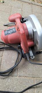 Zaag black & Decker, Doe-het-zelf en Bouw, Gereedschap | Zaagmachines, Ophalen of Verzenden, Zo goed als nieuw, Cirkelzaag